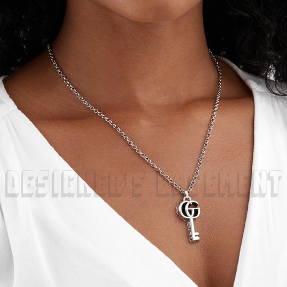 GUCCI 925 Sterling Silver MARMONT GG Arabesque engraved Pendant Keychain NIB 🎁 - Picture 5 of 10